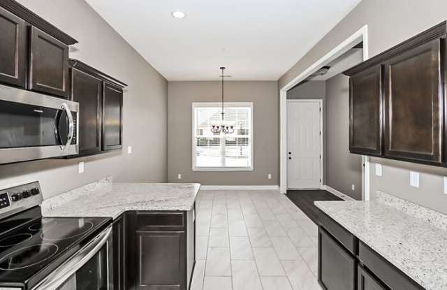 8886 Glen Circle Gallery 4
