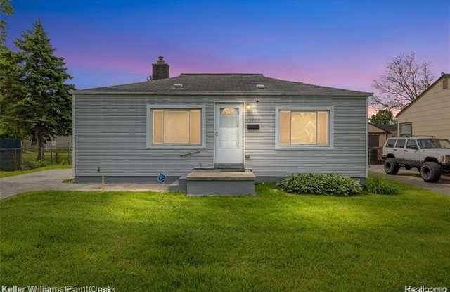 13350 SIDONIE Avenue photos photos