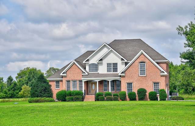 BEAUTIFUL HOME FOR RENT SOUTH CHESAPEAKE! photos photos