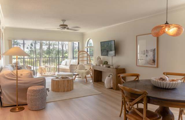 265 Deerwood Circle Gallery 2