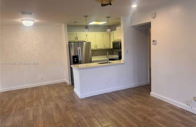 10023 Winding Lake Rd photos photos