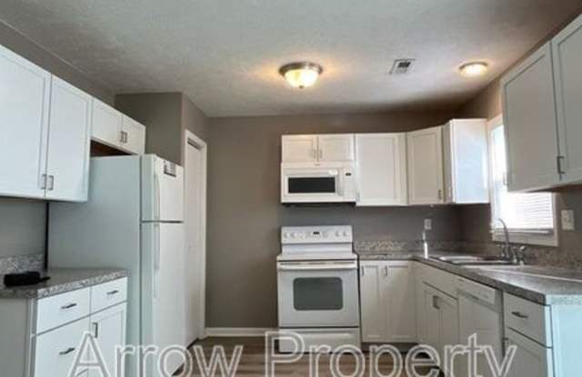 2230 Orchard Street (2230) - 2230 Orchard Street, Lincoln, NE 68503