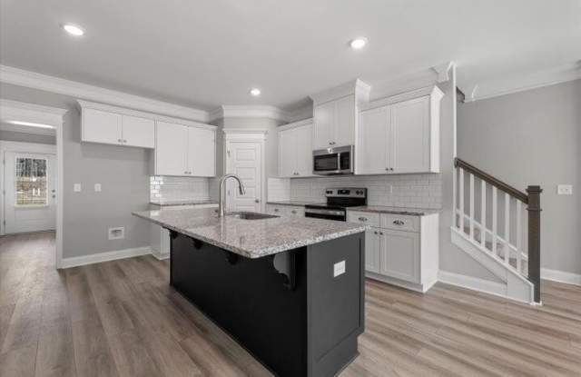 1007 Linsmore Avenue photos photos