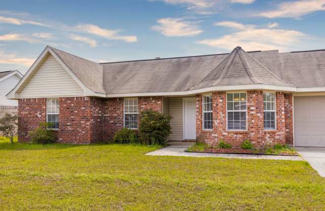 ST. MARTIN SCHOOL DISTRICT - 3 BED 2 BATH BRICK HOUSE photos photos