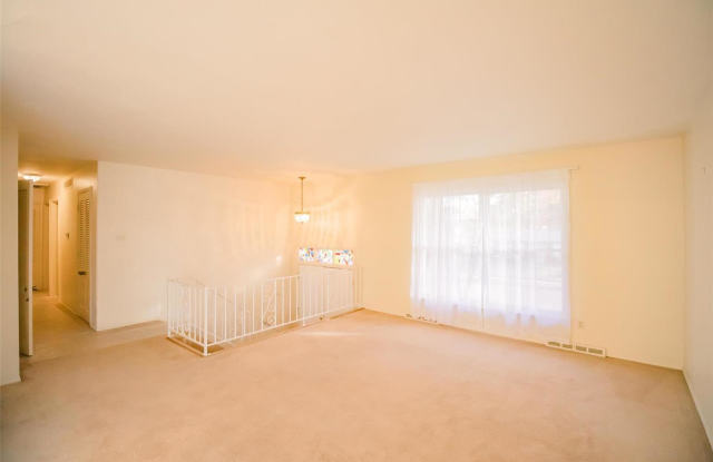 603 Villa Gardens Drive Gallery 3