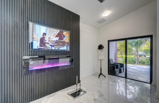4535 47th Court Gallery 3