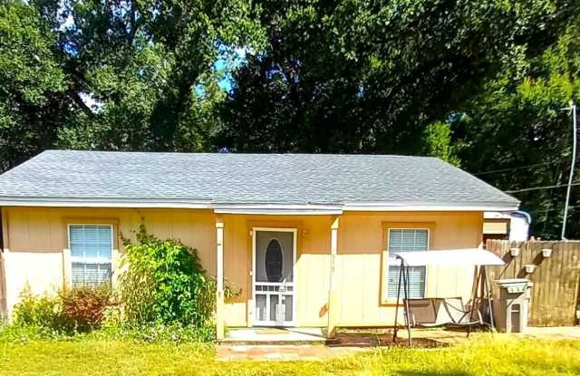 6858 Olsen Rd - 6858 Olsen Road, Myrtle Grove, FL 32506