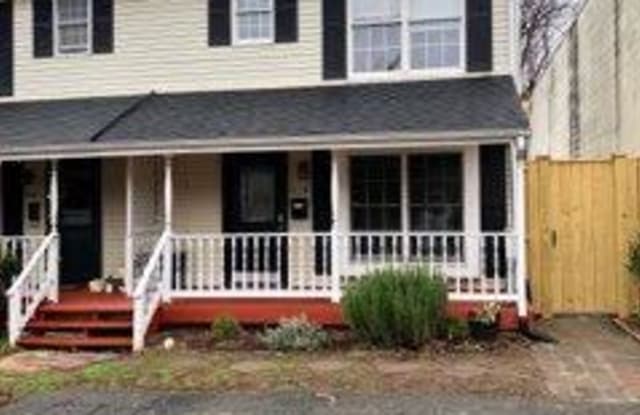 412 E RAYMOND AVENUE - 412 East Raymond Avenue, Alexandria, VA 22301