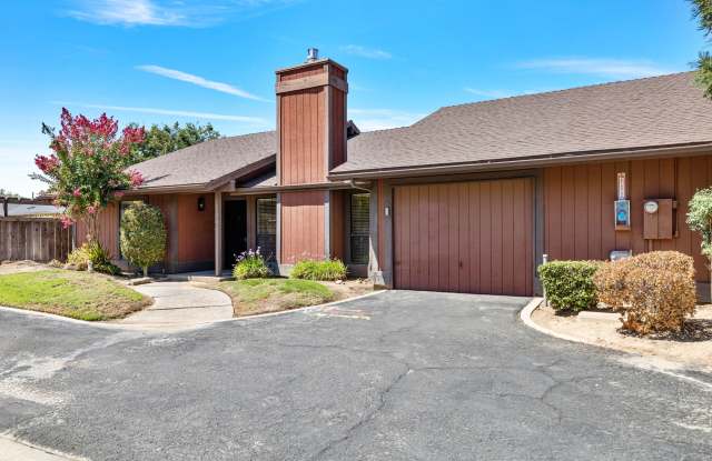 1541 East Fairmont Avenue - 106 photos photos