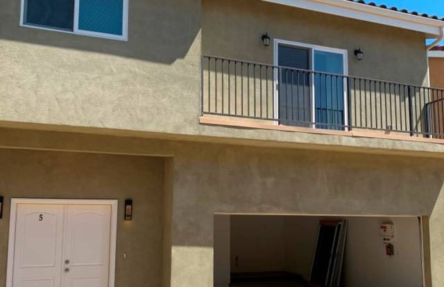 Upgraded 4+3.5 in Sylmar w/backyard + garage! - 12680 Bradley Avenue, Los Angeles, CA 91342