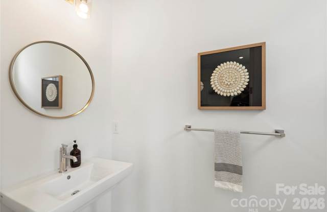 3427 Holabird Lane Gallery 3