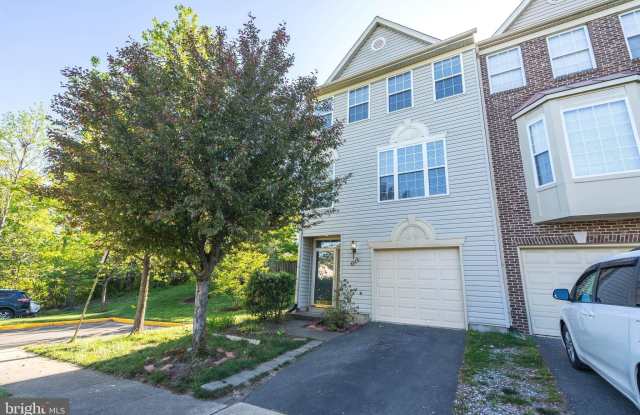 6388 JAMES HARRIS WAY - 6388 James Harris Way, Centreville, VA 20121