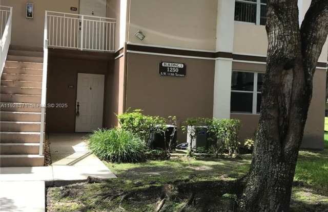 1250 SW 113th Ter photos photos