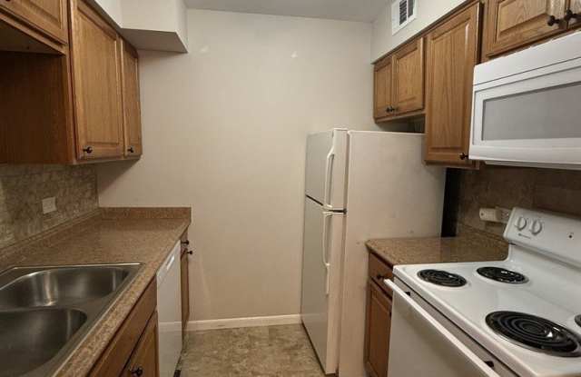 6176 Knoll Lane Court Gallery 2