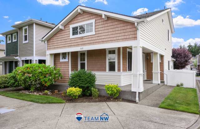 MOVE IN READY NOW! Corner lot, across from park, main floor master and easy I-5, JBLM commute! photos photos
