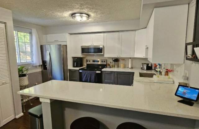 7575 Aspenpark Road Gallery 3