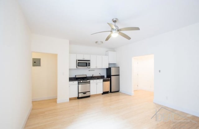 31 Ocean Parkway Unit 5E - 31 Ocean Pkwy, New York City, NY 11218