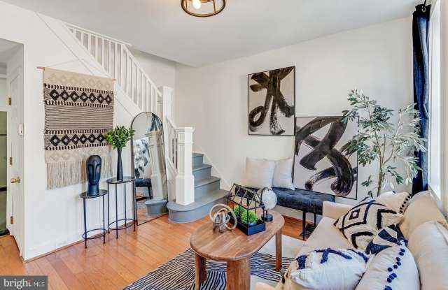 Charming Fishtown 2-Bedroom with Modern Updates - 2507 Sepviva Street, Philadelphia, PA 19125