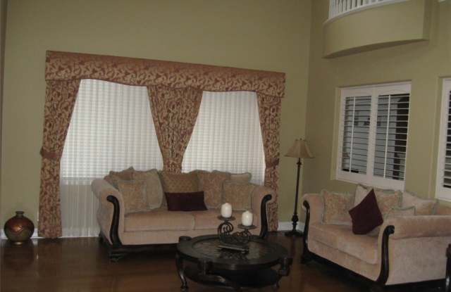 8820 E Crestview Lane Gallery 2