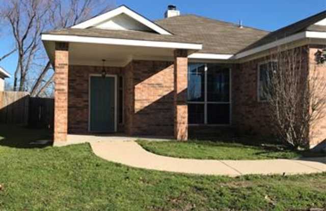 2821 Wakecrest Drive - 2821 Wakecrest Drive, Fort Worth, TX 76108