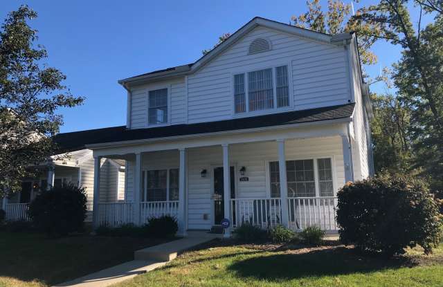 Beautiful 3 Bedroom 2.5 Bath Single Family Home Available in Columbus! photos photos