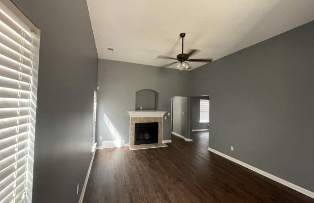 2799 Virginia Woods Pl Gallery 2