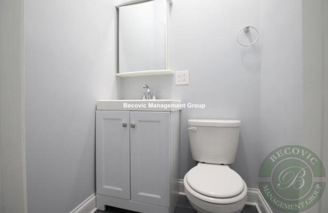 1638 West Jonquil Ter. Gallery 4