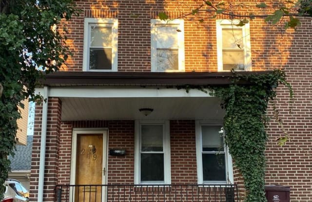 219 W 35TH STREET - 219 West 35th Street, Wilmington, DE 19802