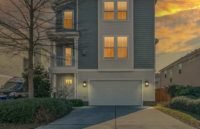 Chick's Beach Condo 3BR & 3.5BA w/2-car garage photos photos