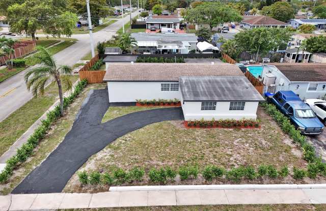 700 N 70th Avenue photos photos