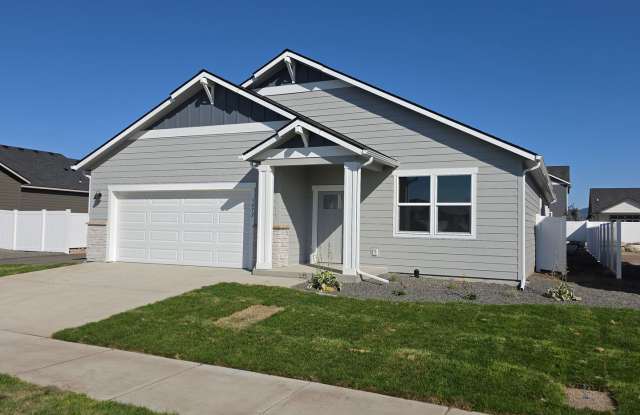 Brand New Single-Story 4 Bedroom Home with 2-Car Garage + Detached 2-Car Workshop Gallery 3