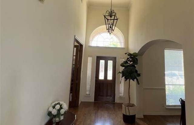 2545 Royal Troon Drive Gallery 2