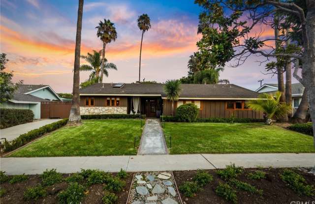 3168 Country Club Drive Gallery 3