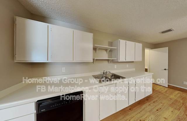 10206 Eagle Blf Gallery 4