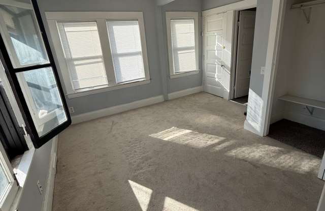 824 South Westnedge Avenue photos photos