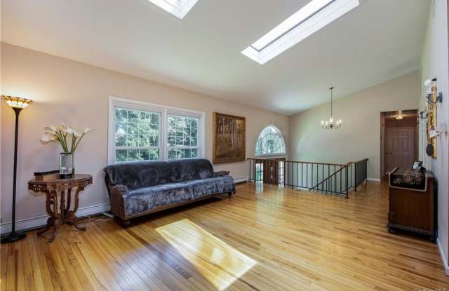 41 Mianus Drive Gallery 2