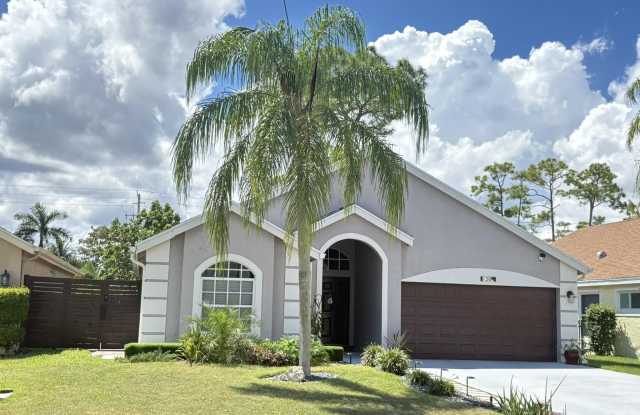 1504 Lake Breeze Drive photos photos