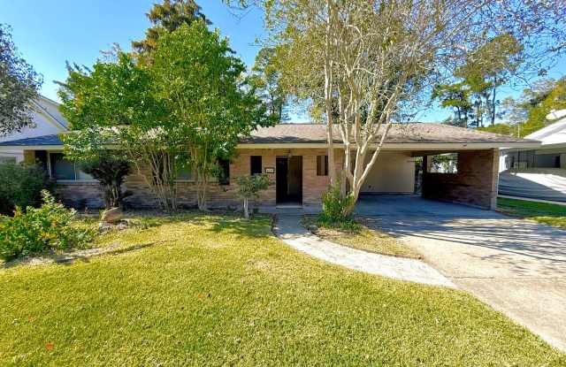 3 Bedroom House off Highland and Staring Lane Gallery 1