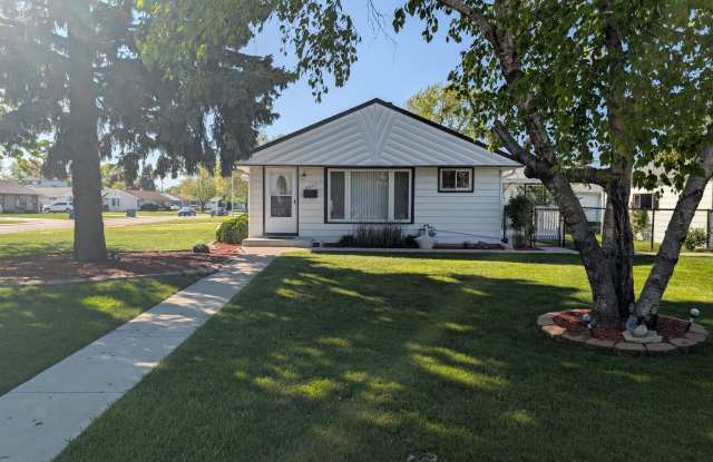 8827 S Kilbourn Ave photos photos