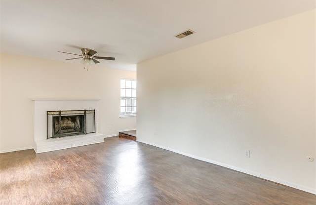 4321 Segura Court N Gallery 3