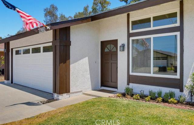 22692 Via Santa Maria Gallery 3