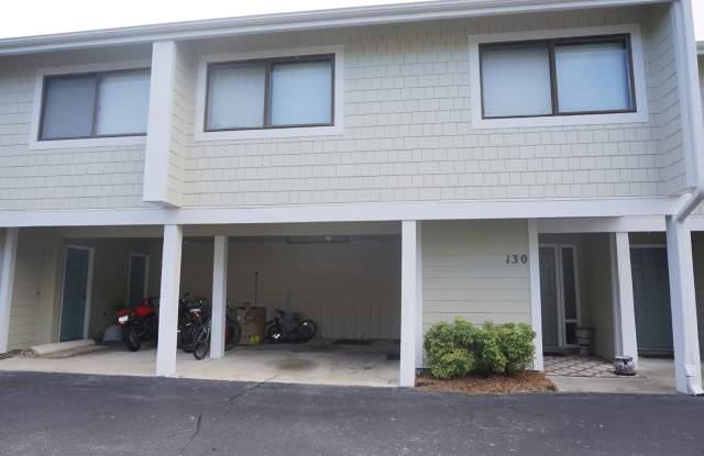 Furnished 3Bd/2Ba Channel Walk Townhome in Wrightsville Beach-NOT A 12 MONTH LEASE. NO STUDENTS. NO PETS. photos photos