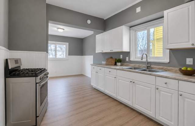 Newly Remodeled Home Available Now! Gallery 4