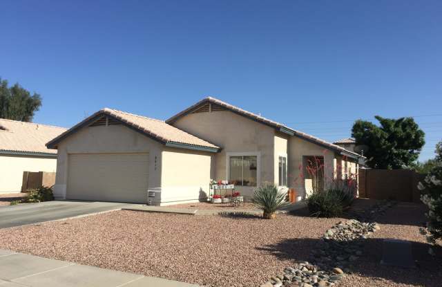 8617 W EL CAMINITO Drive Gallery 2
