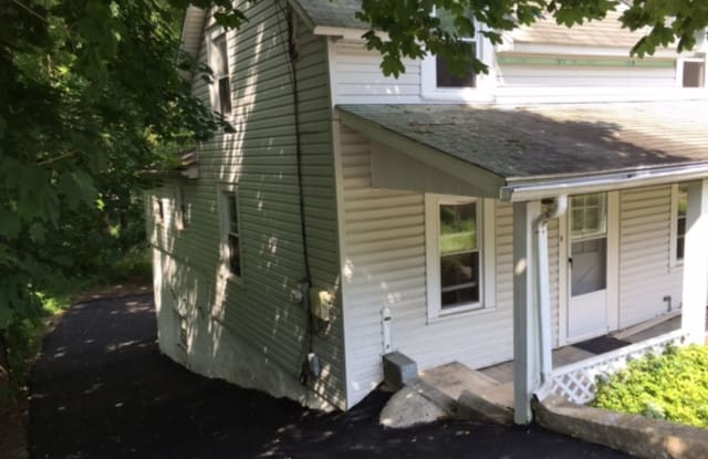 964 MOUNT PLEASANT AVENUE - 964 Mount Pleasant Ave, Chester County, PA 19087