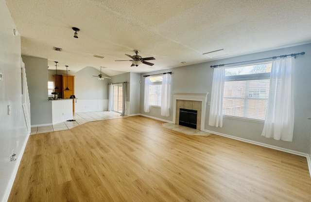 561 UPPER 8TH Avenue S Gallery 4
