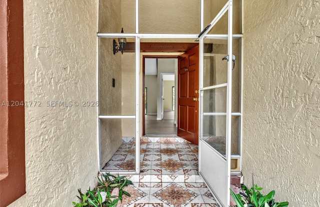 8813 Paradise Ct Gallery 3