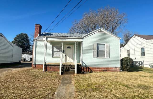 Home for rent in Hueytown **ACCEPTING SECTION 8** - 105 Woodward Drive, Hueytown, AL 35023