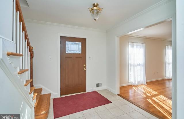 5806 BENT TWIG Road Gallery 3