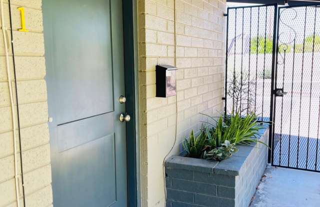 4601 N 12TH Avenue Gallery 2